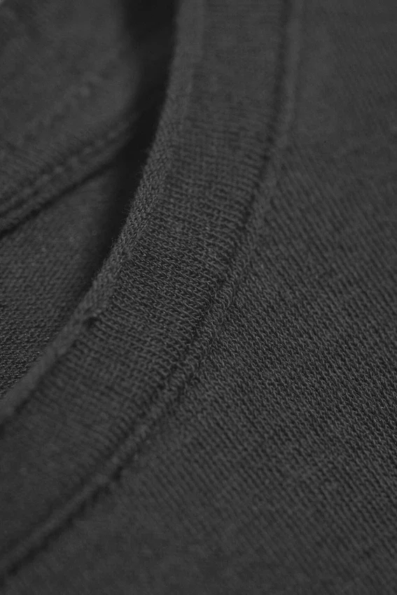 Loose Long-Sleeved T-Shirt – Dark Grey Loose Long-Sleeved T-Shirt – Dark Grey