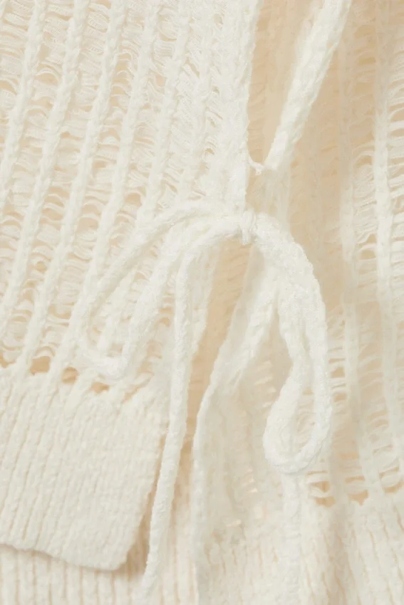 Loose Open-Knit Side Slit Sweater – White Loose Open-Knit Side Slit Sweater – White