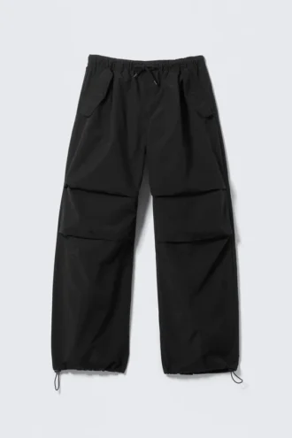 Loose Pleated Parachute Trousers – Black