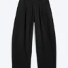 Loose Pleated Sweatpants – Dark Black Loose Pleated Sweatpants – Dark Black