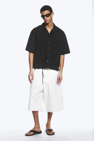 Loose Short-Sleeved Resort Shirt – Black Loose Short-Sleeved Resort Shirt – Black