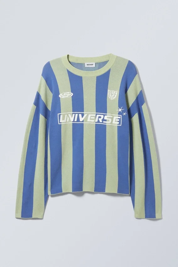 Loose Soccer Team Knitted Sweater – Green & Blue Stripe Loose Soccer Team Knitted Sweater – Green & Blue Stripe