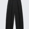 Loose Suiting Trousers – Black Loose Suiting Trousers – Black