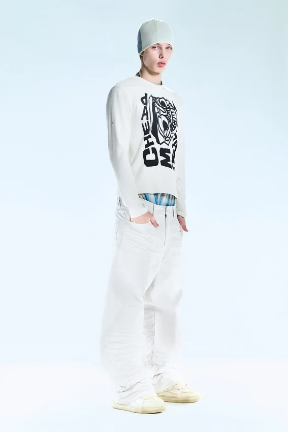 Looser Regular Waist Loose Straight Jeans – Creased White – White | Cheap Monday Gb Looser Regular Waist Loose Straight Jeans – Creased White – White | Cheap Monday Gb