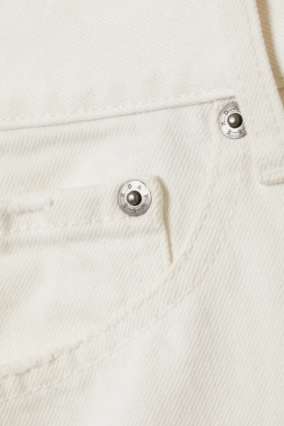Low Carpenter Denim Shorts – Dusty White Low Carpenter Denim Shorts – Dusty White