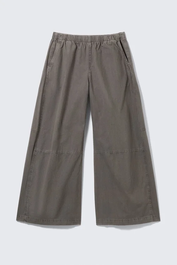 Low Rise Baggy Pull-On Trousers – Grey Low Rise Baggy Pull-On Trousers – Grey