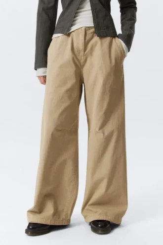 Low Rise Baggy Ripstop Trousers – Beige
