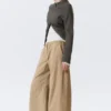 Low Rise Baggy Ripstop Trousers – Beige Low Rise Baggy Ripstop Trousers – Beige