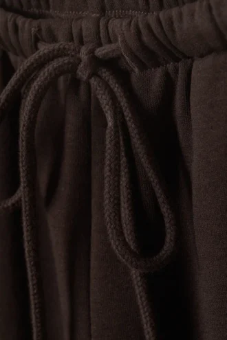 Low Rise Barrel Leg Sweatpants – Dark Brown