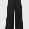 Low Rise Cargo Suiting Trousers – Black Low Rise Cargo Suiting Trousers – Black