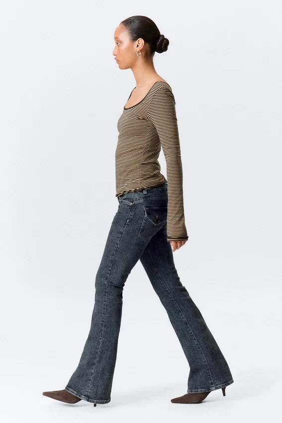 Low Rise Curve Yoke Flared Jeans – Desert Blue – Dark Blue Low Rise Curve Yoke Flared Jeans – Desert Blue – Dark Blue