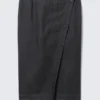 Low Rise Denim Midi Skirt – Raw Indigo – Dark Blue Low Rise Denim Midi Skirt – Raw Indigo – Dark Blue