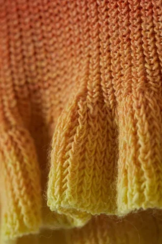 Low Rise Dip-Dye Knitted Mini Shorts – Orange & Yellow