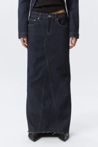 Low Rise Fitted Denim Maxi Skirt – Blue Rinse – Dark Blue