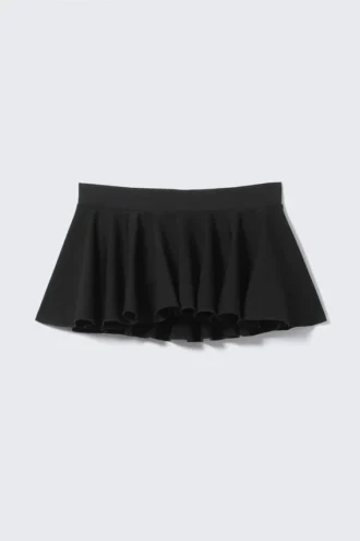 Low Rise Flared Mini Skort – Black