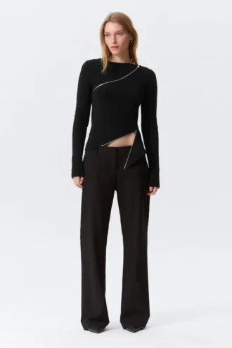 Low-Rise Flared Suiting Trousers – Pinstriped Black