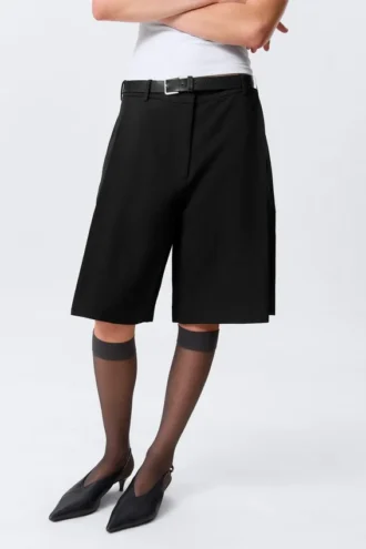 Low Rise Linen-Blend Suiting Shorts – Black