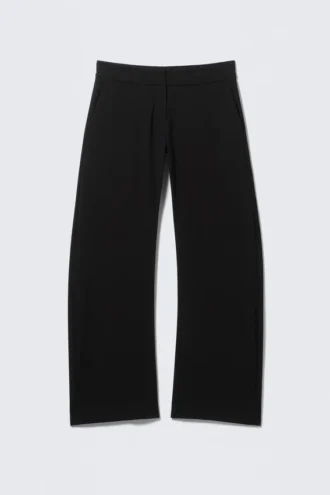 Low-Rise Loose Barrel Suiting Trousers – Black Low-Rise Loose Barrel Suiting Trousers – Black