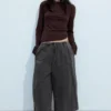 Low Rise Loose Cropped Trousers – Dark Grey Low Rise Loose Cropped Trousers – Dark Grey