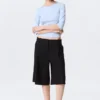 Low Rise Loose Pleated Suiting Shorts – Black Low Rise Loose Pleated Suiting Shorts – Black