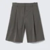 Low Rise Loose Pleated Suiting Shorts – Dark Grey – Herringbone Low Rise Loose Pleated Suiting Shorts – Dark Grey – Herringbone