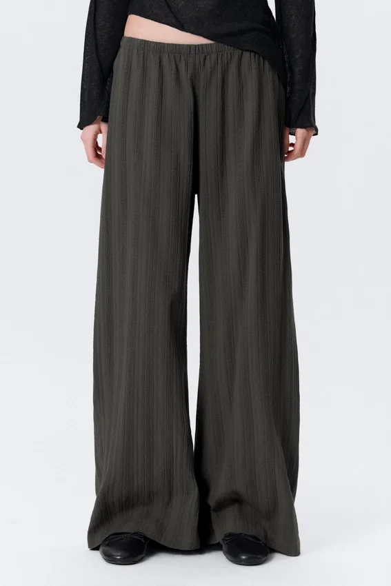 Low Rise Loose Pull-On Cotton Trousers – Dark Grey Low Rise Loose Pull-On Cotton Trousers – Dark Grey