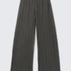 Low Rise Loose Pull-On Cotton Trousers – Dark Grey Low Rise Loose Pull-On Cotton Trousers – Dark Grey