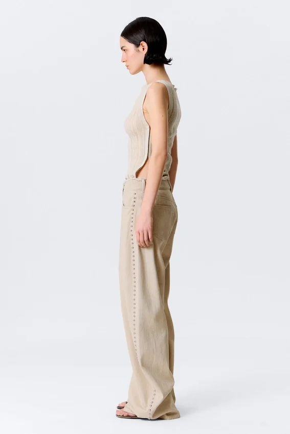 Low Rise Loose Studded Balloon Trousers – Beige Low Rise Loose Studded Balloon Trousers – Beige