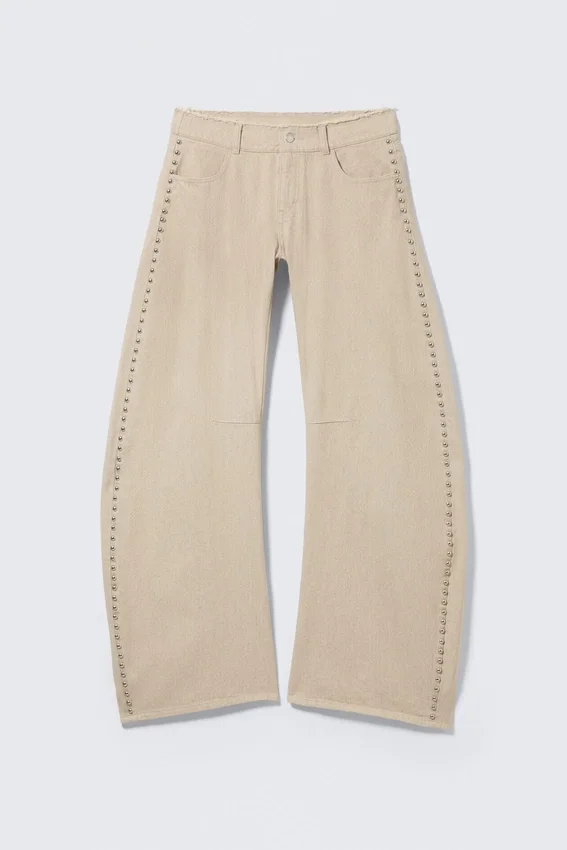 Low Rise Loose Studded Balloon Trousers – Beige Low Rise Loose Studded Balloon Trousers – Beige