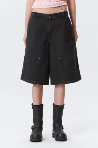 Low Rise Loose Washed Carpenter Shorts – Black