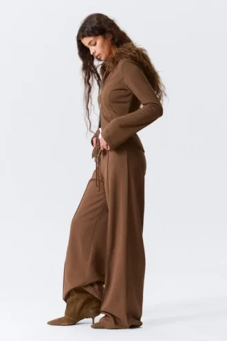 Low Rise Loose Wide Leg Sweatpants – Brown