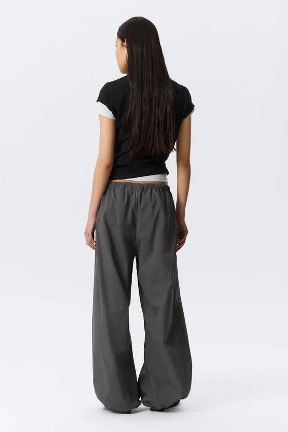 Low Rise Loose Wide Leg Track Trousers – Dark Grey Low Rise Loose Wide Leg Track Trousers – Dark Grey