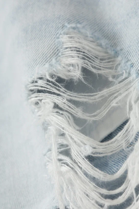 Low Rise Raw Hem Mini Denim Shorts – Fluid Blue – Light Blue Low Rise Raw Hem Mini Denim Shorts – Fluid Blue – Light Blue