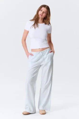 Low-Rise Relaxed Pull-On Trousers – White – Blue Stripes Low-Rise Relaxed Pull-On Trousers – White – Blue Stripes