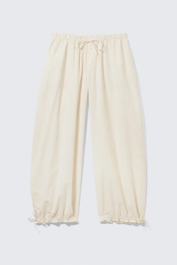 Low Rise Ruched Drawstring Trousers – Off-White Low Rise Ruched Drawstring Trousers – Off-White