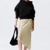 Low Rise Satin Midi Skirt – Light Dusty Beige Low Rise Satin Midi Skirt – Light Dusty Beige