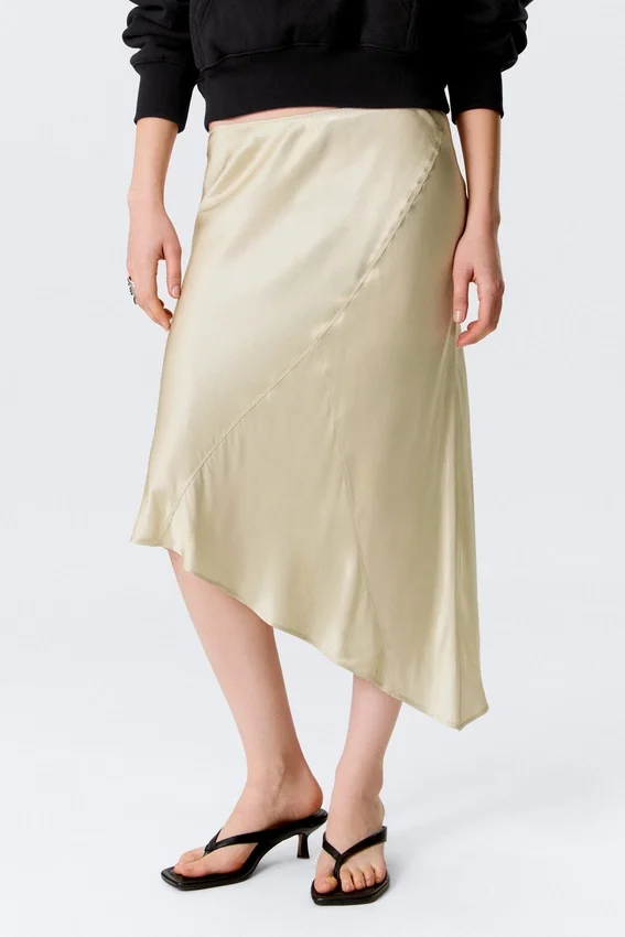 Low Rise Satin Midi Skirt – Light Dusty Beige Low Rise Satin Midi Skirt – Light Dusty Beige