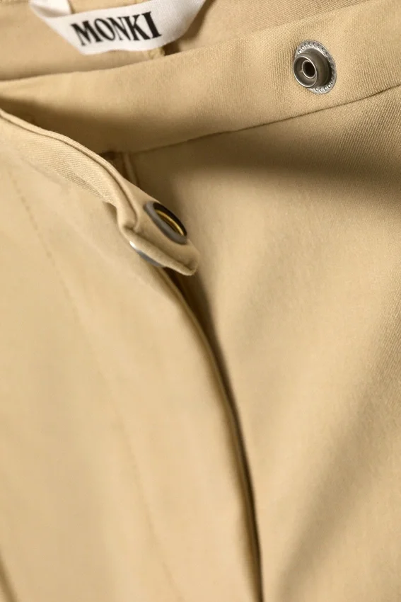 Low Rise Skinny Flared Leg Trousers – Beige Low Rise Skinny Flared Leg Trousers – Beige