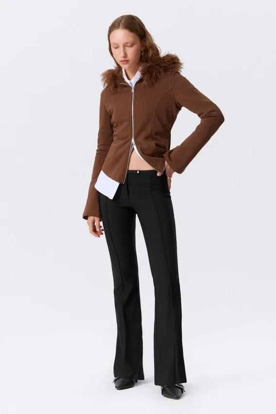 Low Rise Skinny Flared Leg Trousers – Black Low Rise Skinny Flared Leg Trousers – Black