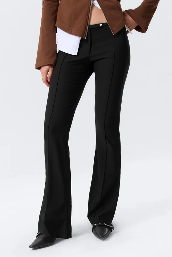 Low Rise Skinny Flared Leg Trousers – Black Low Rise Skinny Flared Leg Trousers – Black