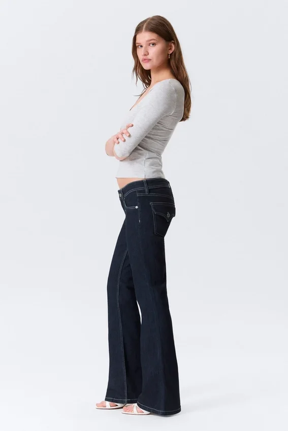 Low Rise Slim Flared Leg Jeans – Blue Rinse – Dark Blue Low Rise Slim Flared Leg Jeans – Blue Rinse – Dark Blue
