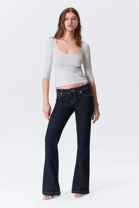 Low Rise Slim Flared Leg Jeans – Blue Rinse – Dark Blue Low Rise Slim Flared Leg Jeans – Blue Rinse – Dark Blue