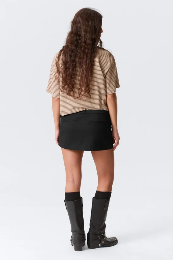 Low Rise Slim Mini Suiting Skirt – Black Low Rise Slim Mini Suiting Skirt – Black