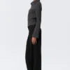 Low Rise Straight Suiting Trousers – Black Low Rise Straight Suiting Trousers – Black