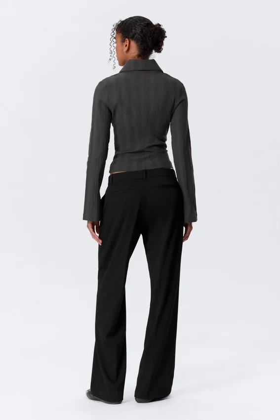 Low Rise Straight Suiting Trousers – Black Low Rise Straight Suiting Trousers – Black