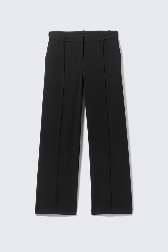 Low Rise Straight Suiting Trousers – Black Low Rise Straight Suiting Trousers – Black