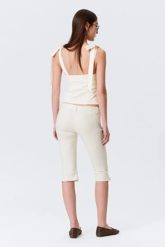 Low Rise Tailored Capri Trousers – Off-White Low Rise Tailored Capri Trousers – Off-White