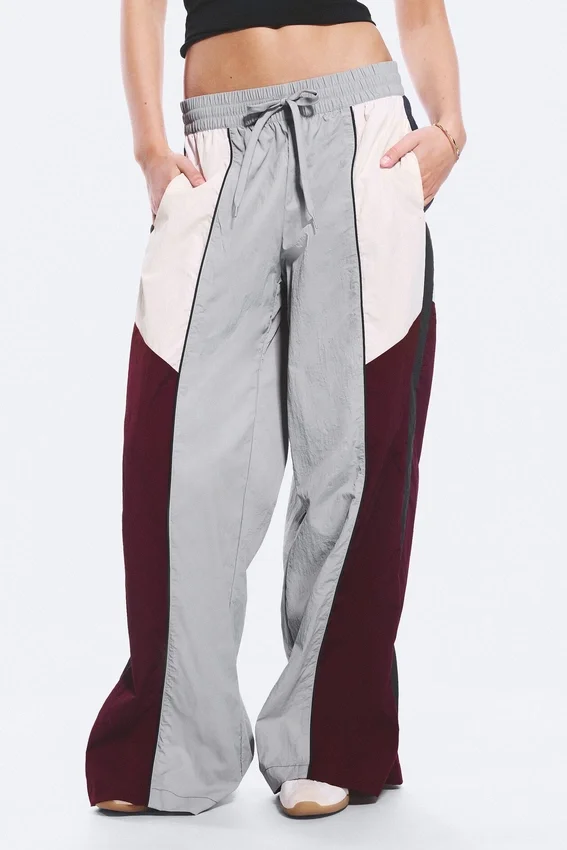 Low Rise Wide Leg Colourblock Trousers – Grey/Pink/Red Low Rise Wide Leg Colourblock Trousers – Grey/Pink/Red