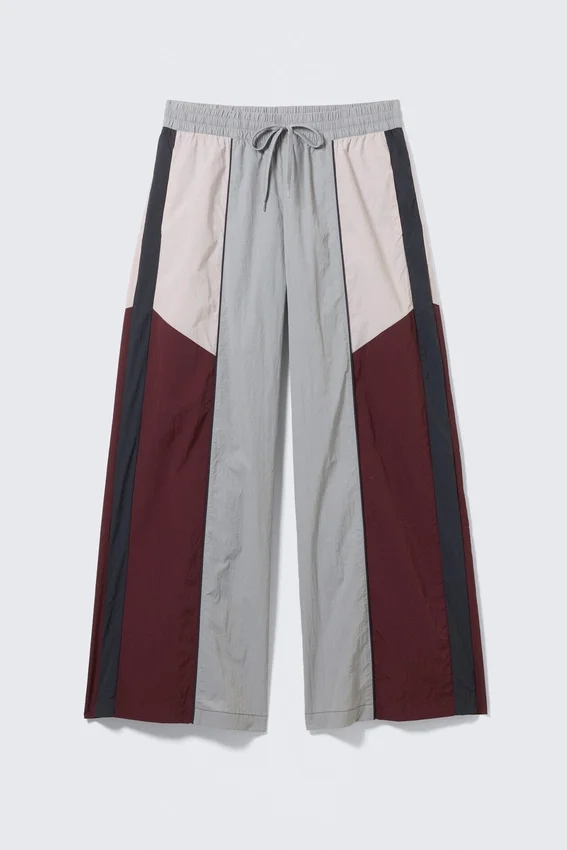 Low Rise Wide Leg Colourblock Trousers – Grey/Pink/Red Low Rise Wide Leg Colourblock Trousers – Grey/Pink/Red