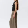 Low Rise Wide Leg Crinkled Trousers – Beige Low Rise Wide Leg Crinkled Trousers – Beige